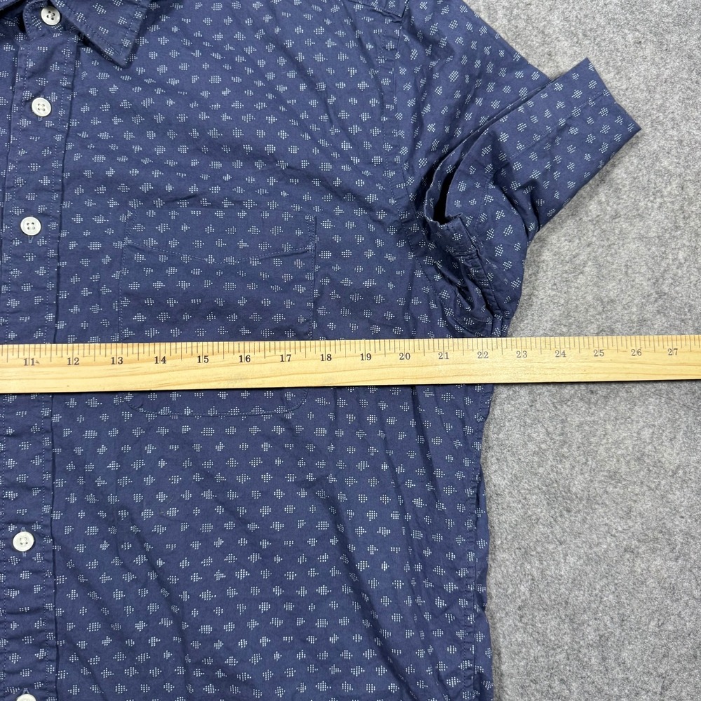 Faherty Mens XL Navy Blue Geometric Diamond Print Short Sleeve Button Shirt - Picture 3 of 5